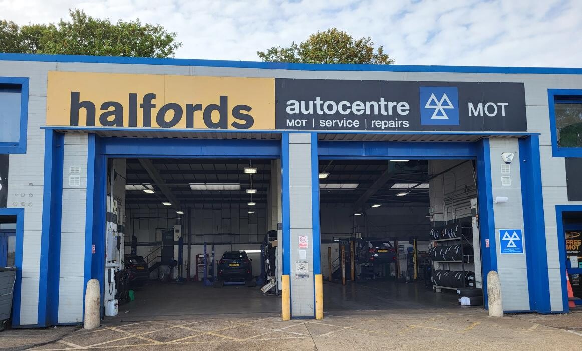 Images Halfords Autocentre Strood