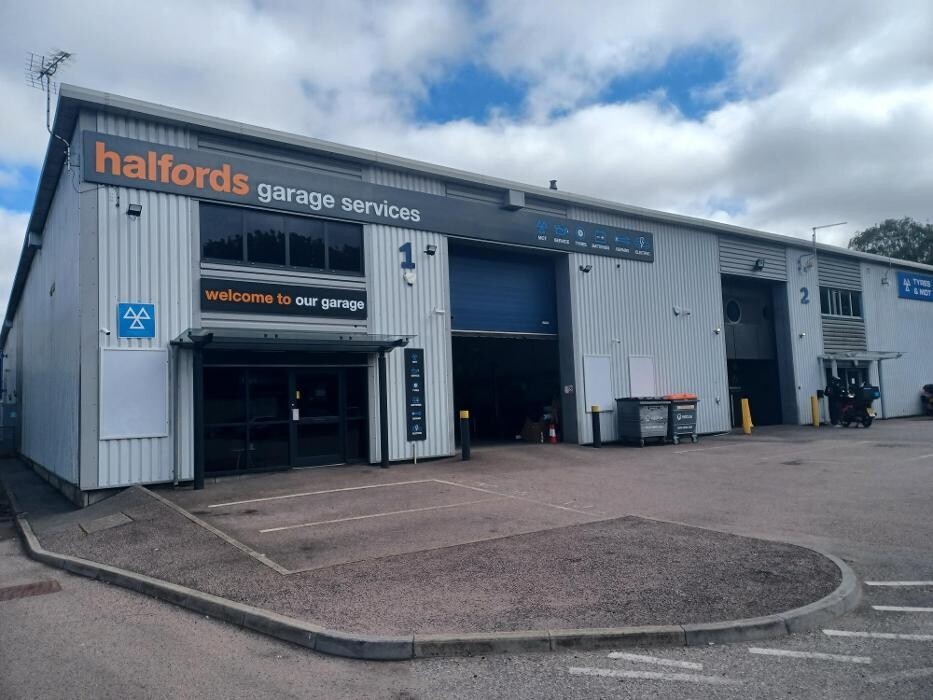 Images Halfords Garage Services Sittingbourne