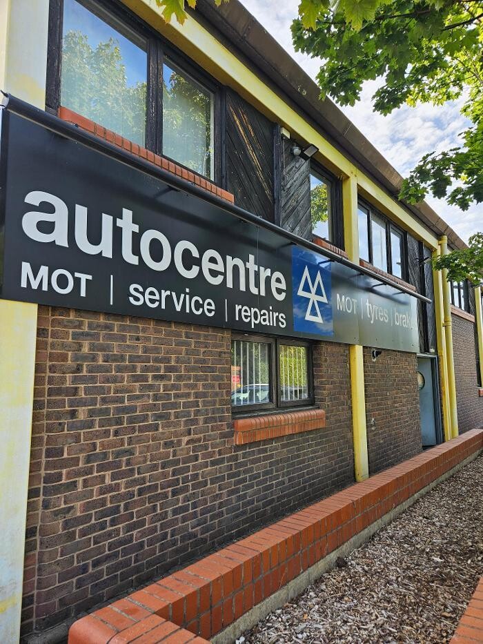 Images Halfords Autocentre Teddington