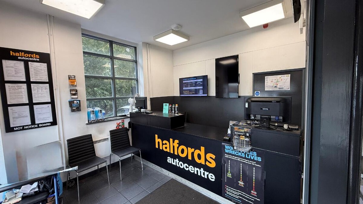 Images Halfords Autocentre Doncaster
