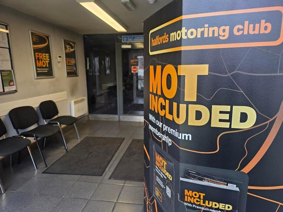 Images Halfords Autocentre Letchworth