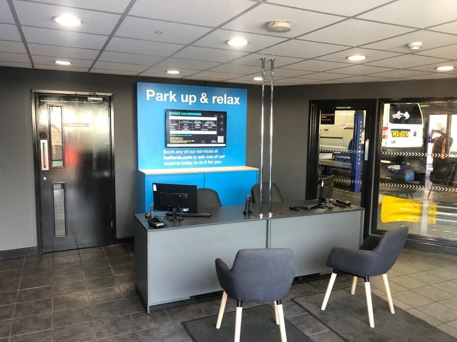 Images Halfords Garage Services Camberley