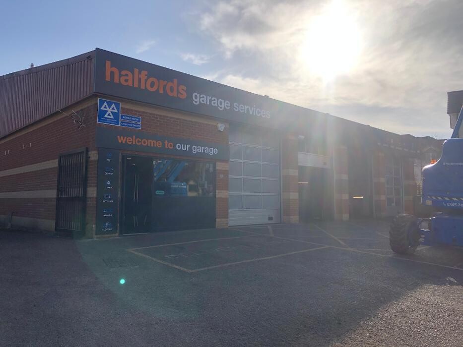 Images Halfords Garage Services Camberley