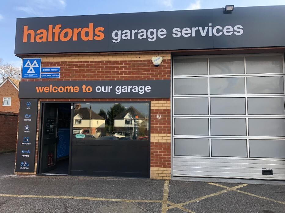 Images Halfords Garage Services Camberley
