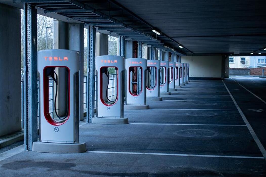 Images Apcoa Charging Station