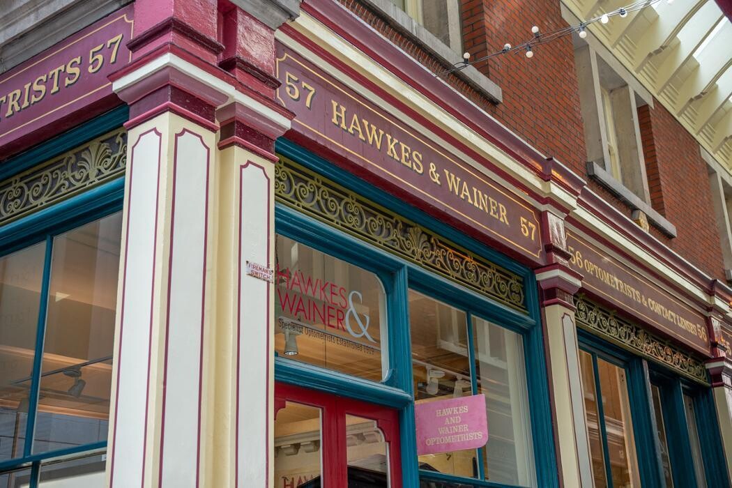 Images Hawkes & Wainer