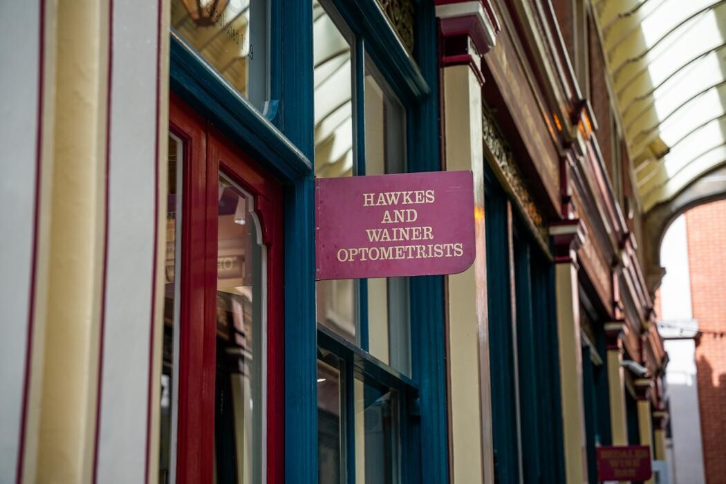 Images Hawkes & Wainer