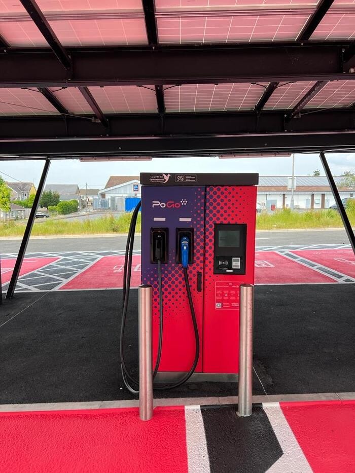 Images PoGo Charge