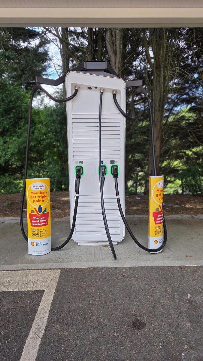 Images Shell Recharge Charging Station