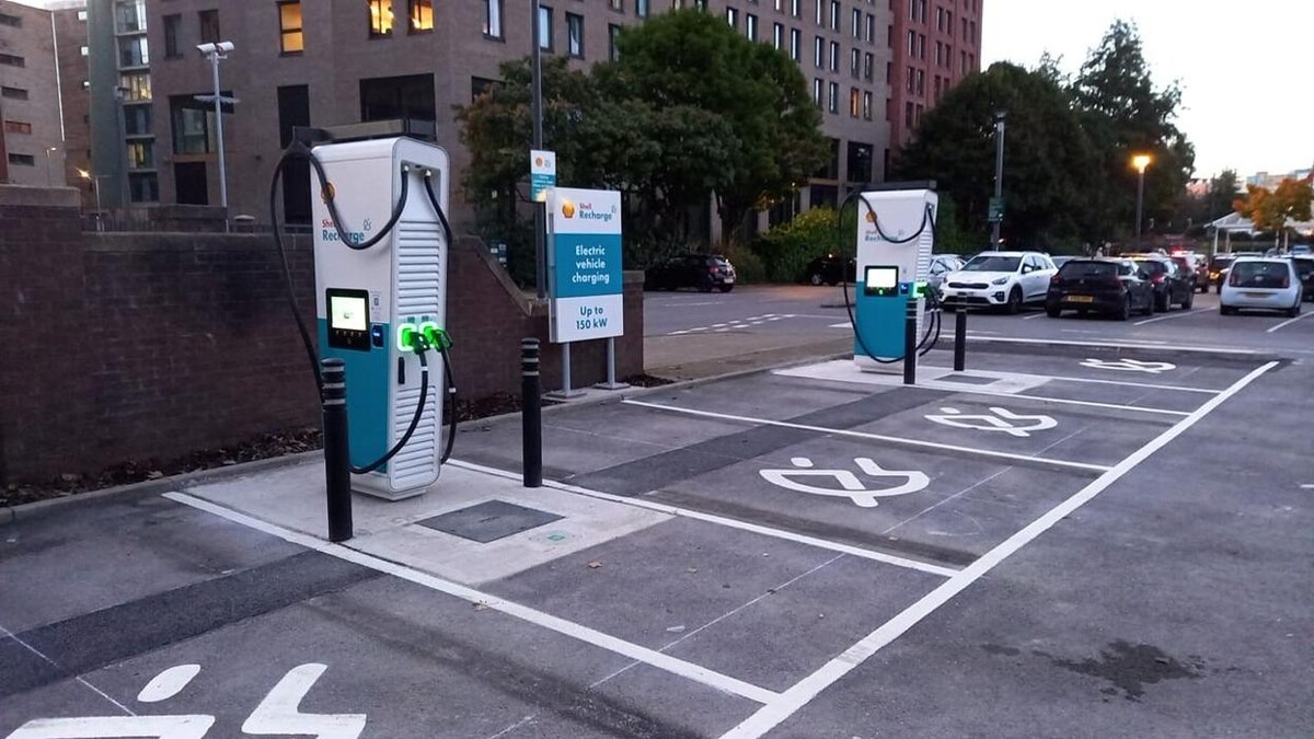 Images Shell Recharge Charging Station