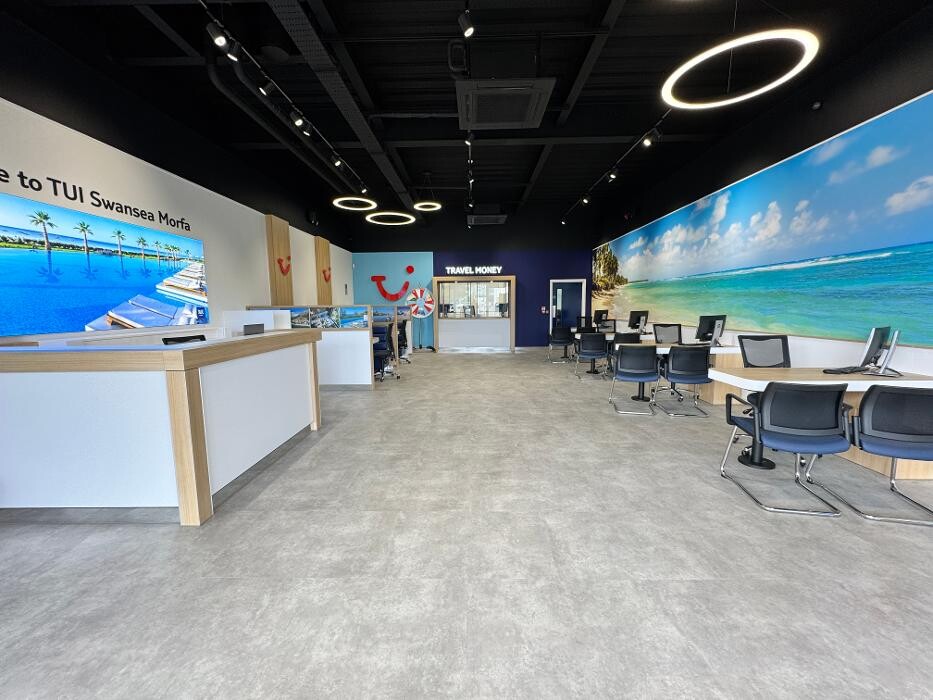 Images TUI Holiday Store