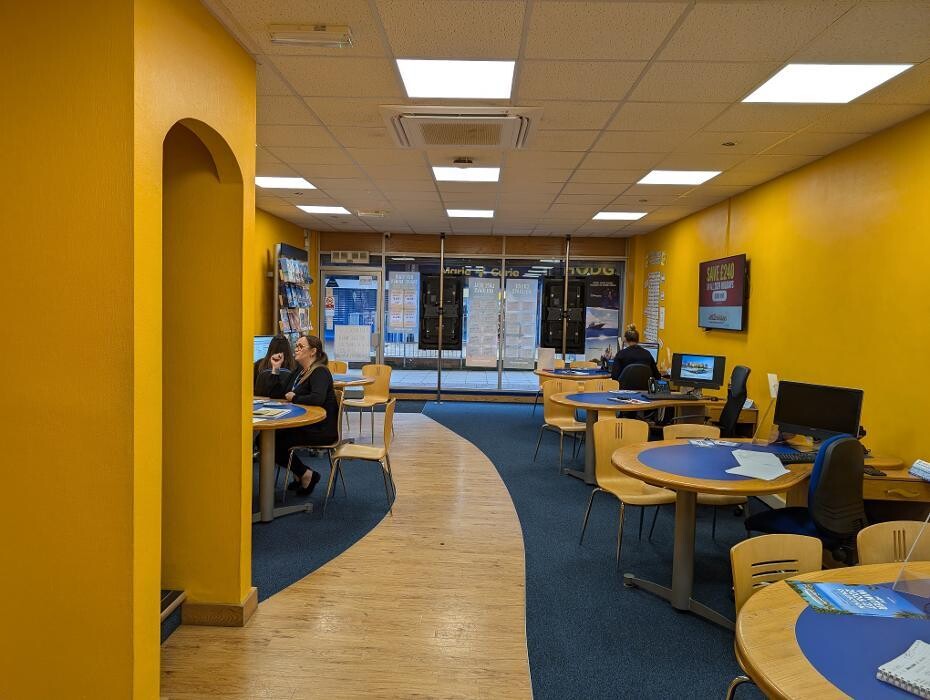 Images Hays Travel Jarrow