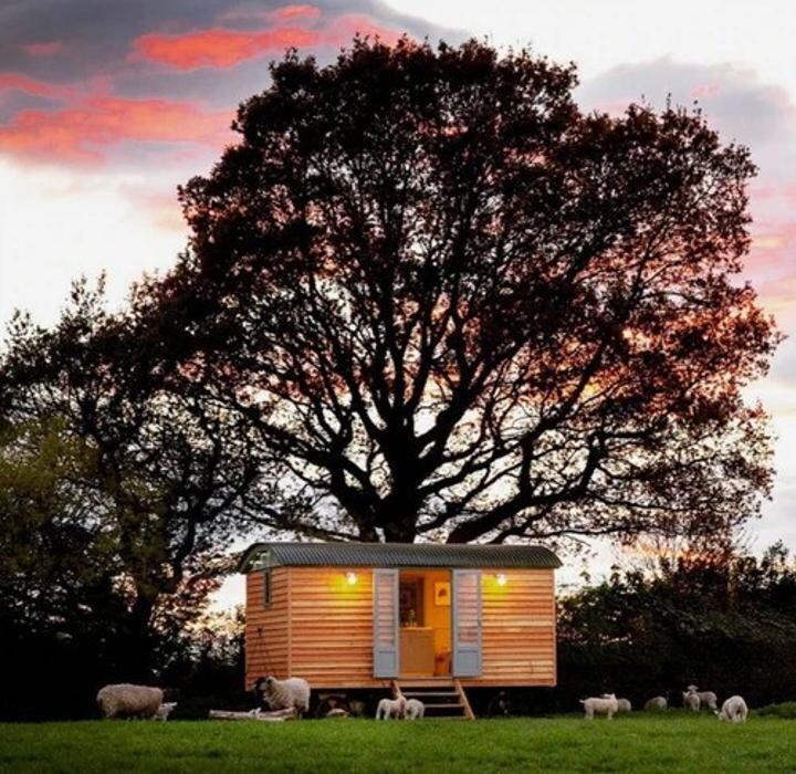 Images Harrogate Huts