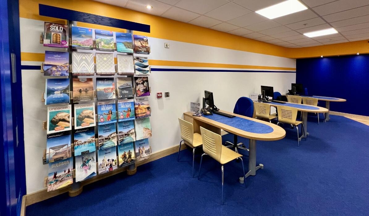 Images Hays Travel Bloomfield Centre