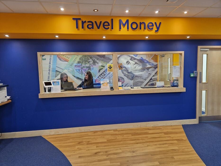 Images Hays Travel Birkenhead