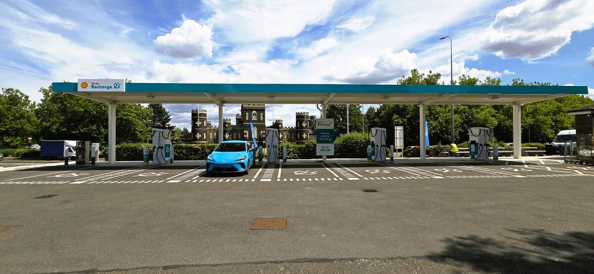 Images Shell Recharge Charging Station