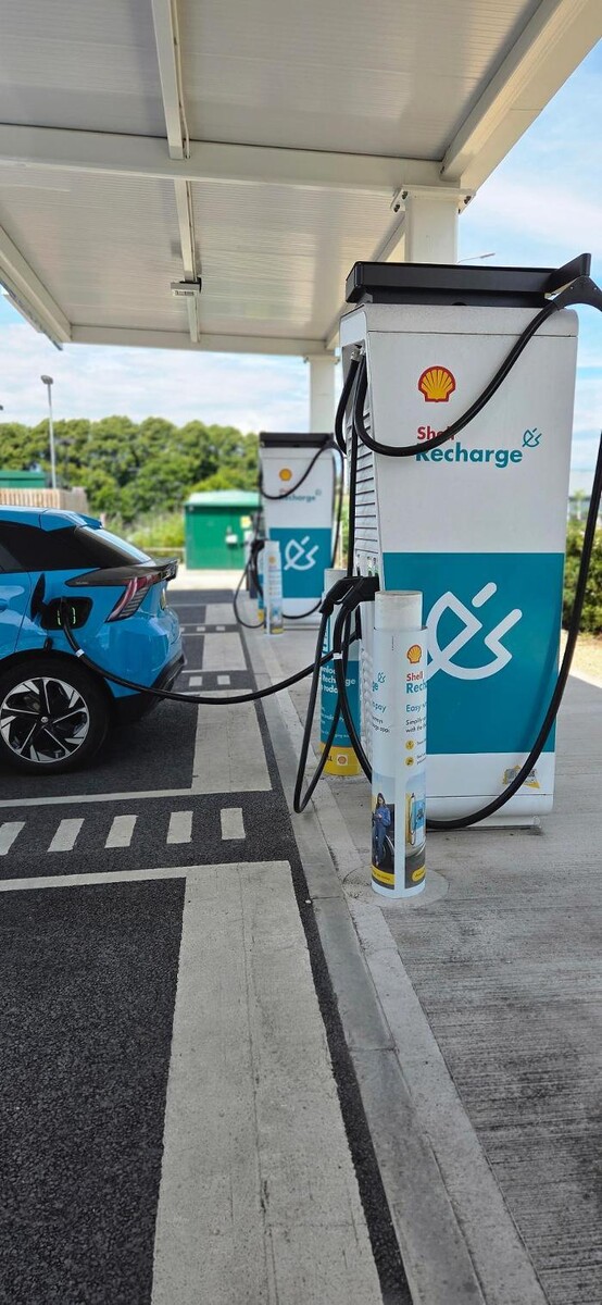 Images Shell Recharge Charging Station