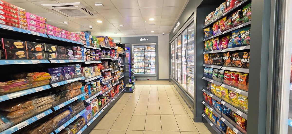 Images Shell Recharge Charging Station