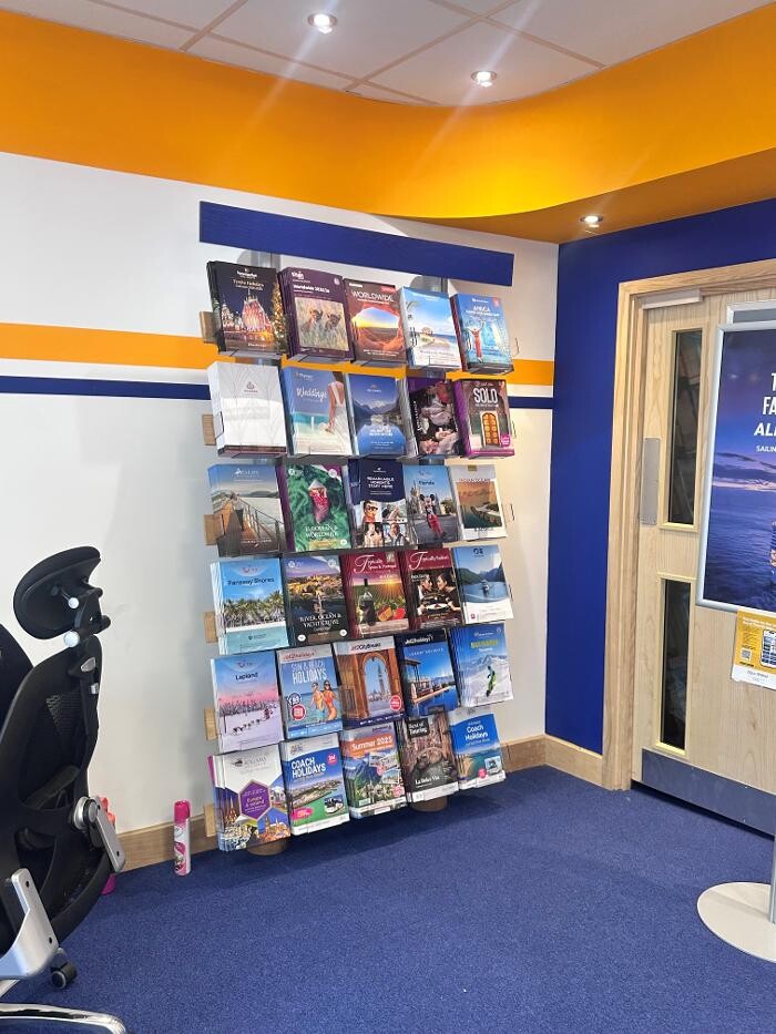 Images Hays Travel Garforth