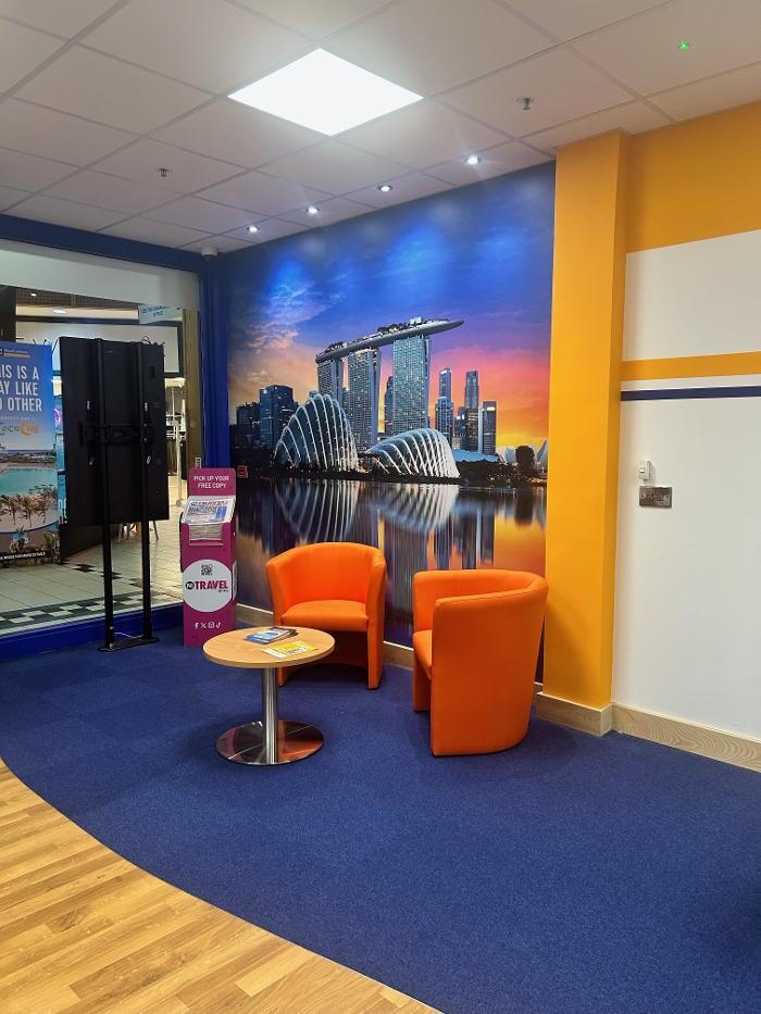 Images Hays Travel Belfast Newtownards Road