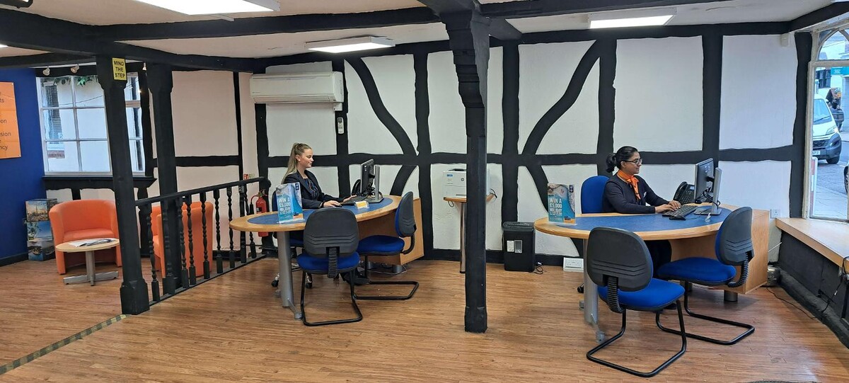 Images Hays Travel Petersfield