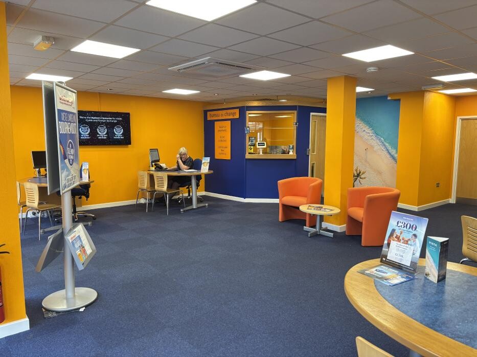 Images Hays Travel Broadstone