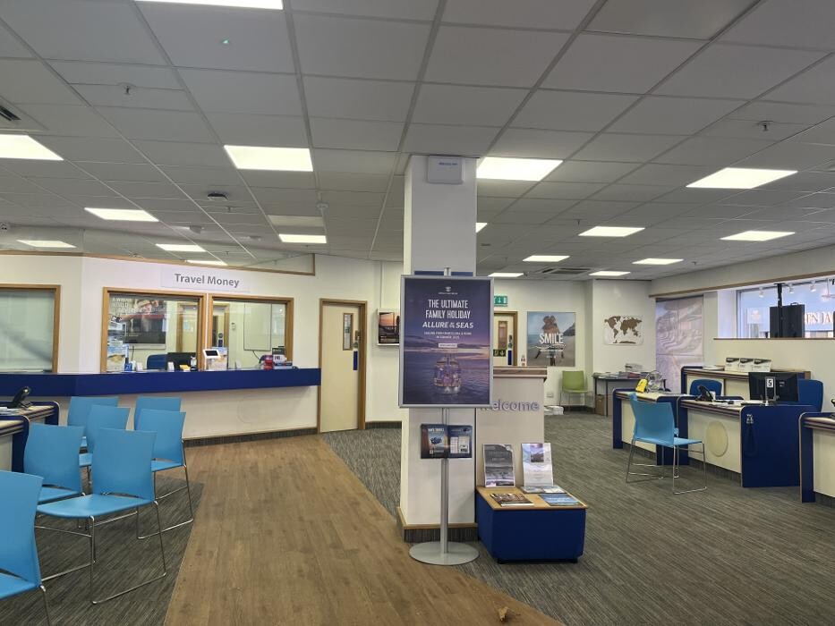 Images Hays Travel Swindon