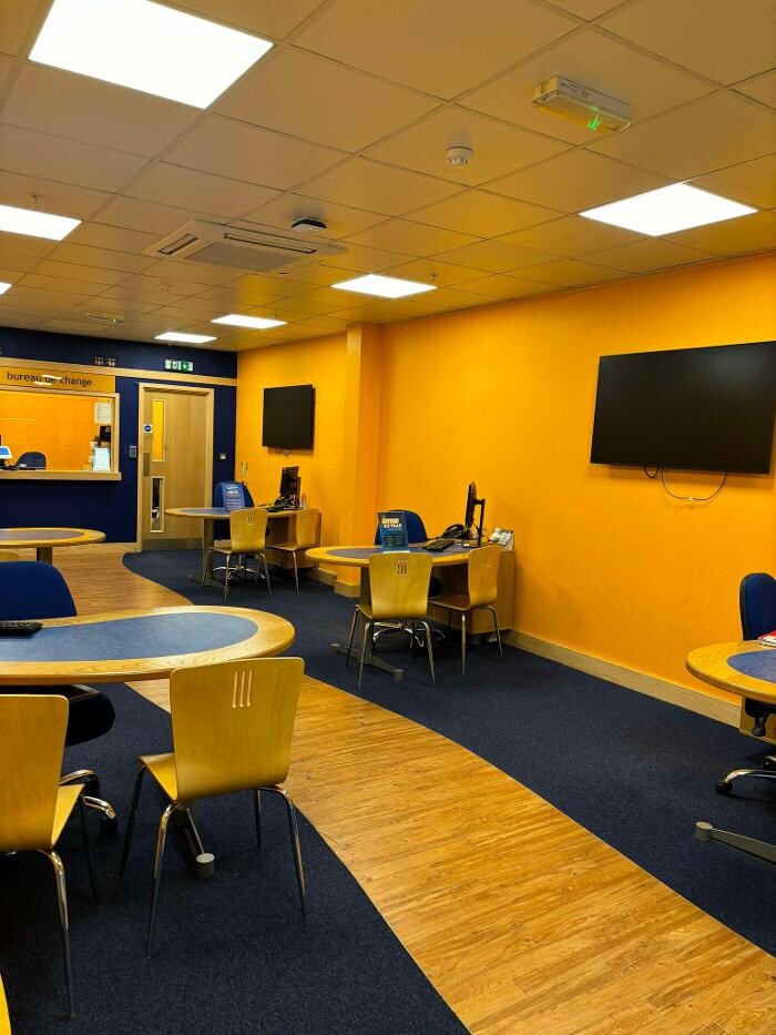 Images Hays Travel Leeds Merrion Centre