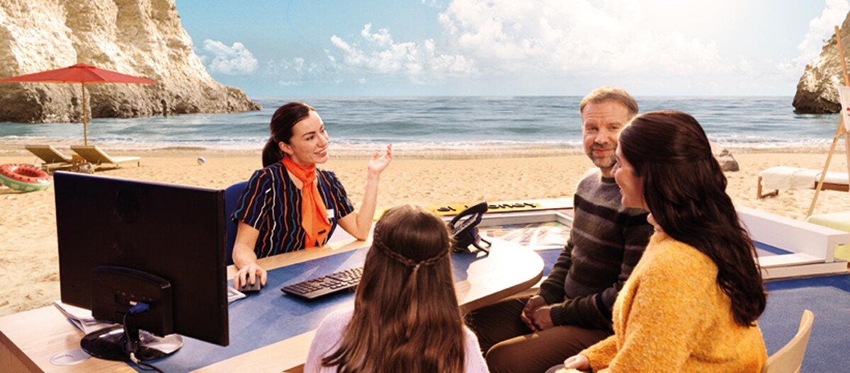 Images Hays Travel Carmarthen