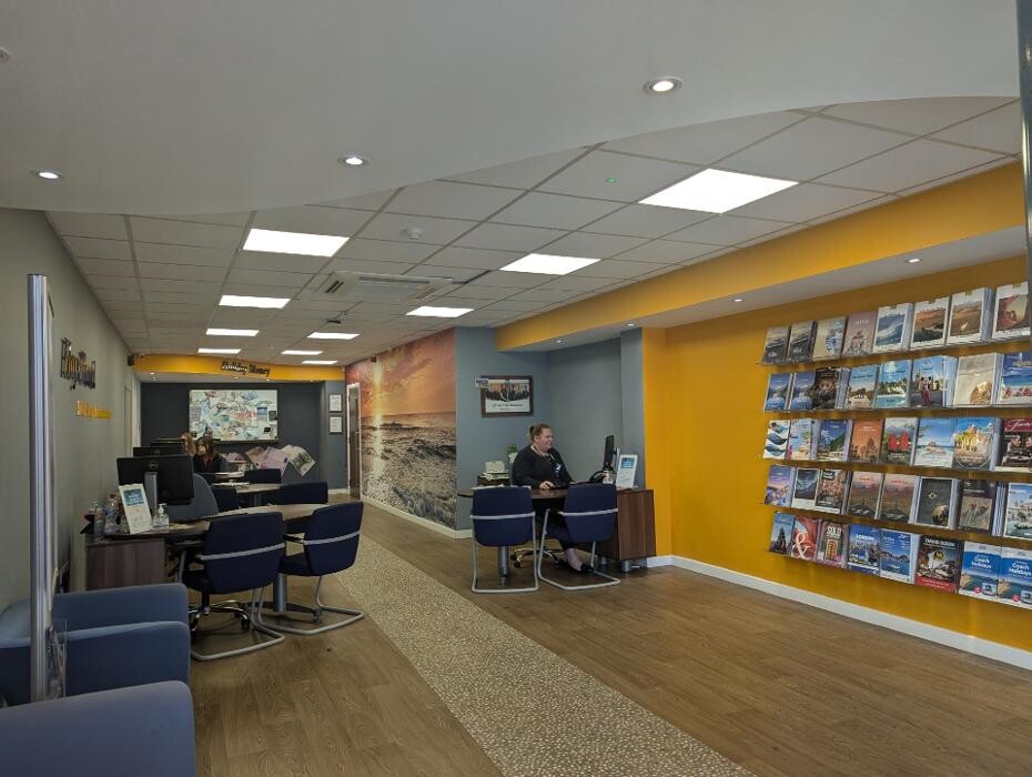 Images Hays Travel St Helens