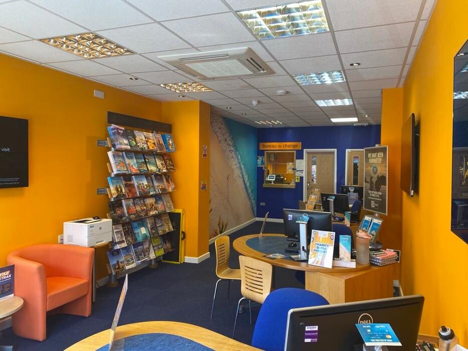 Images Hays Travel Southbourne