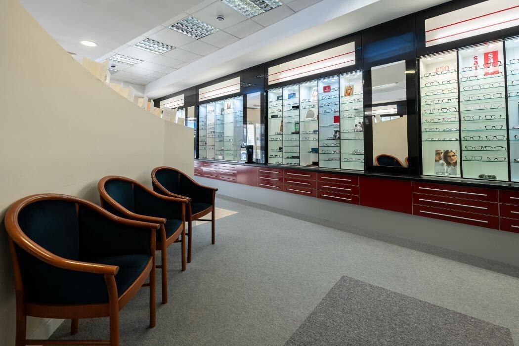 Images Gareth Roberts Opticians