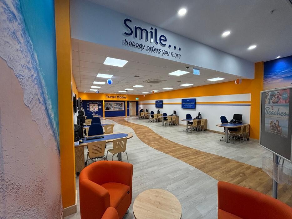 Images Hays Travel Meadowhall