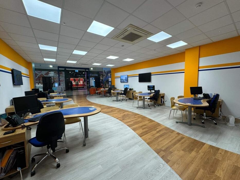 Images Hays Travel Leeds White Rose