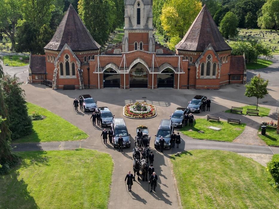 Images Rowland Brothers Funeral Directors