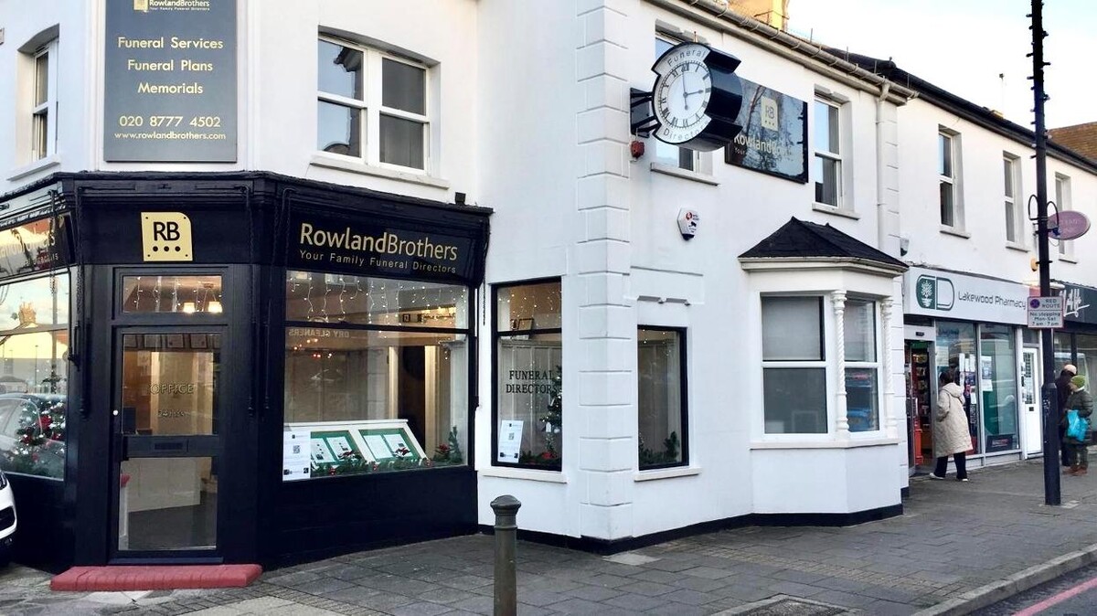 Images Rowland Brothers Funeral Directors