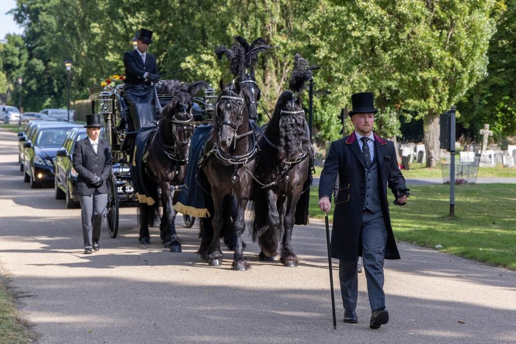 Images Rowland Brothers Funeral Directors