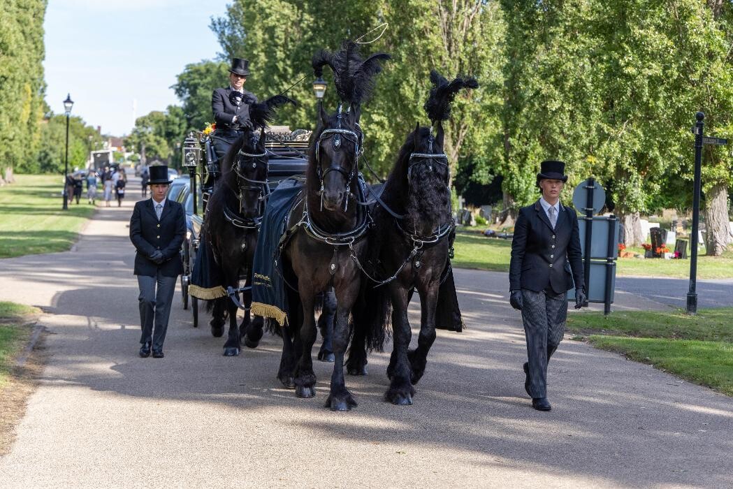 Images Rowland Brothers Funeral Directors