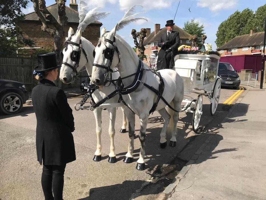 Images Rowland Brothers Funeral Directors