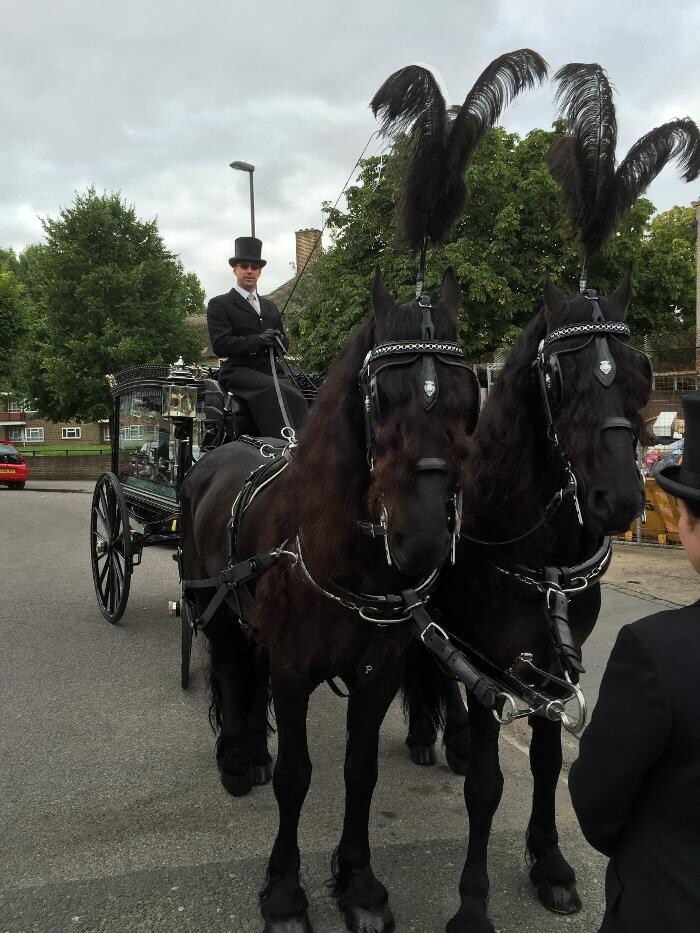 Images Rowland Brothers Funeral Directors