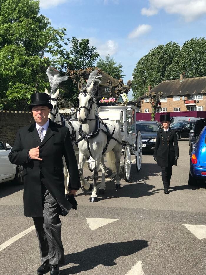 Images Rowland Brothers Funeral Directors