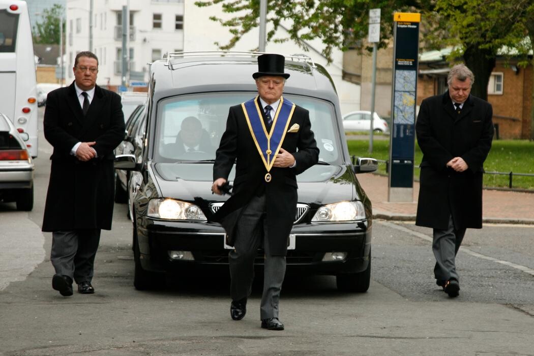 Images A & J Morriss & Sons Funeral Directors