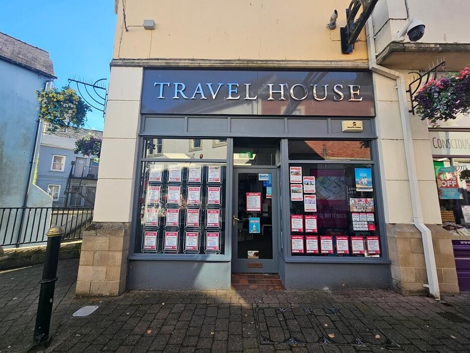 Images Travel House