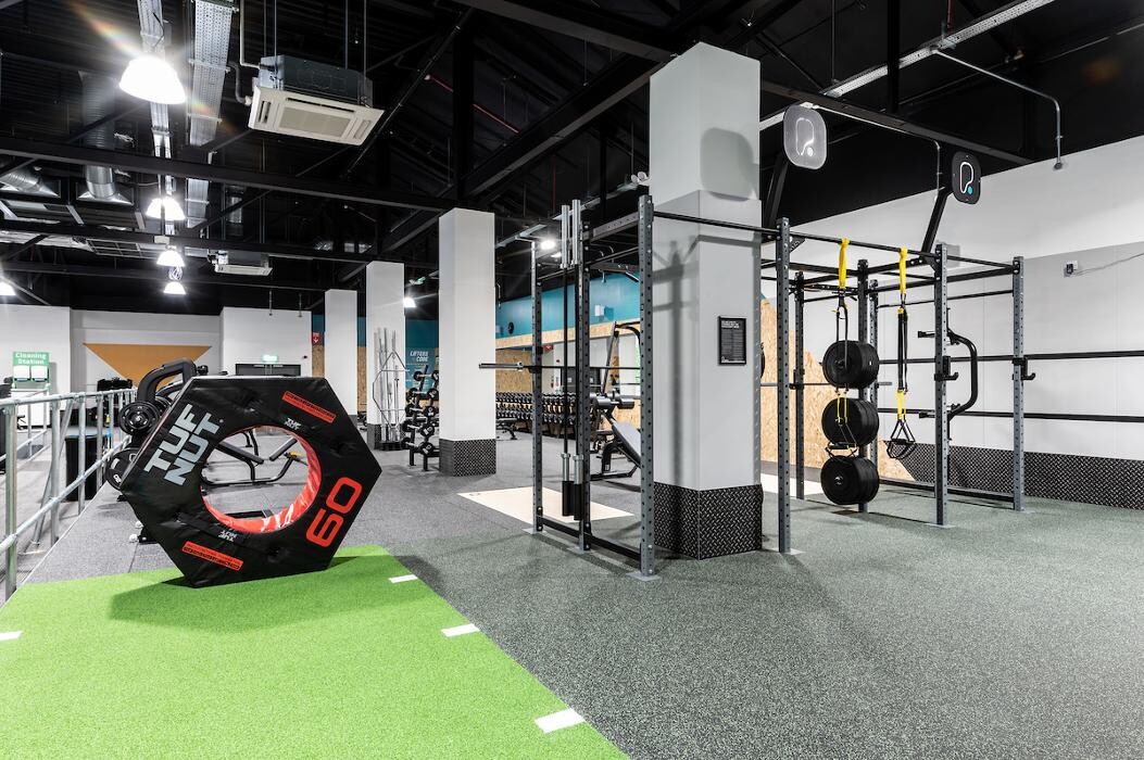 Images PureGym Bracknell