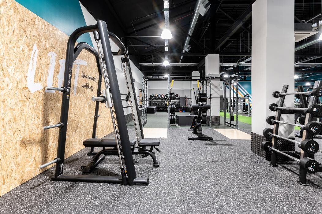 Images PureGym Bracknell