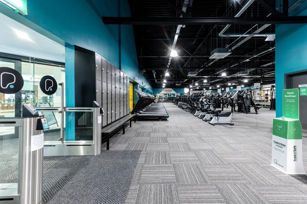 Images PureGym Bracknell
