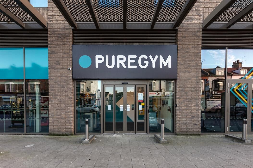 Images PureGym London Seven Sisters