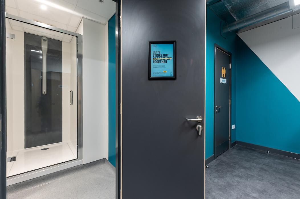 Images PureGym London Seven Sisters