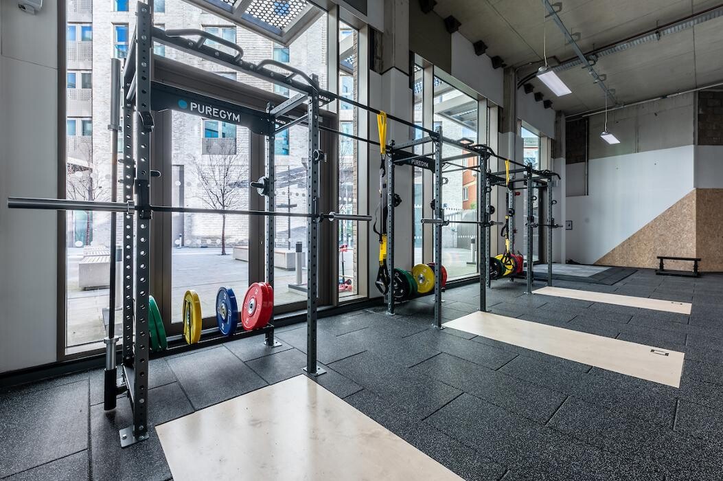 Images PureGym London Seven Sisters