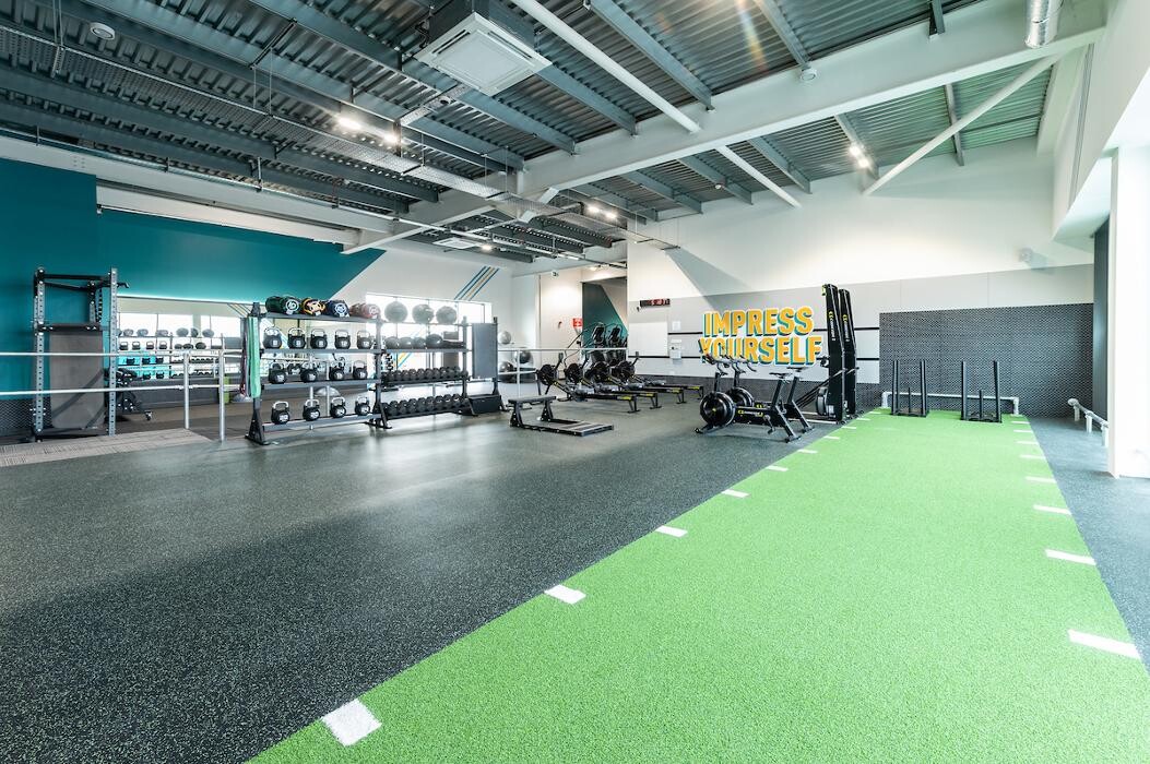 Images PureGym Bicester